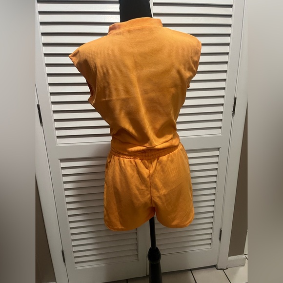 Orange Short Set, size small - Picture 4 of 9